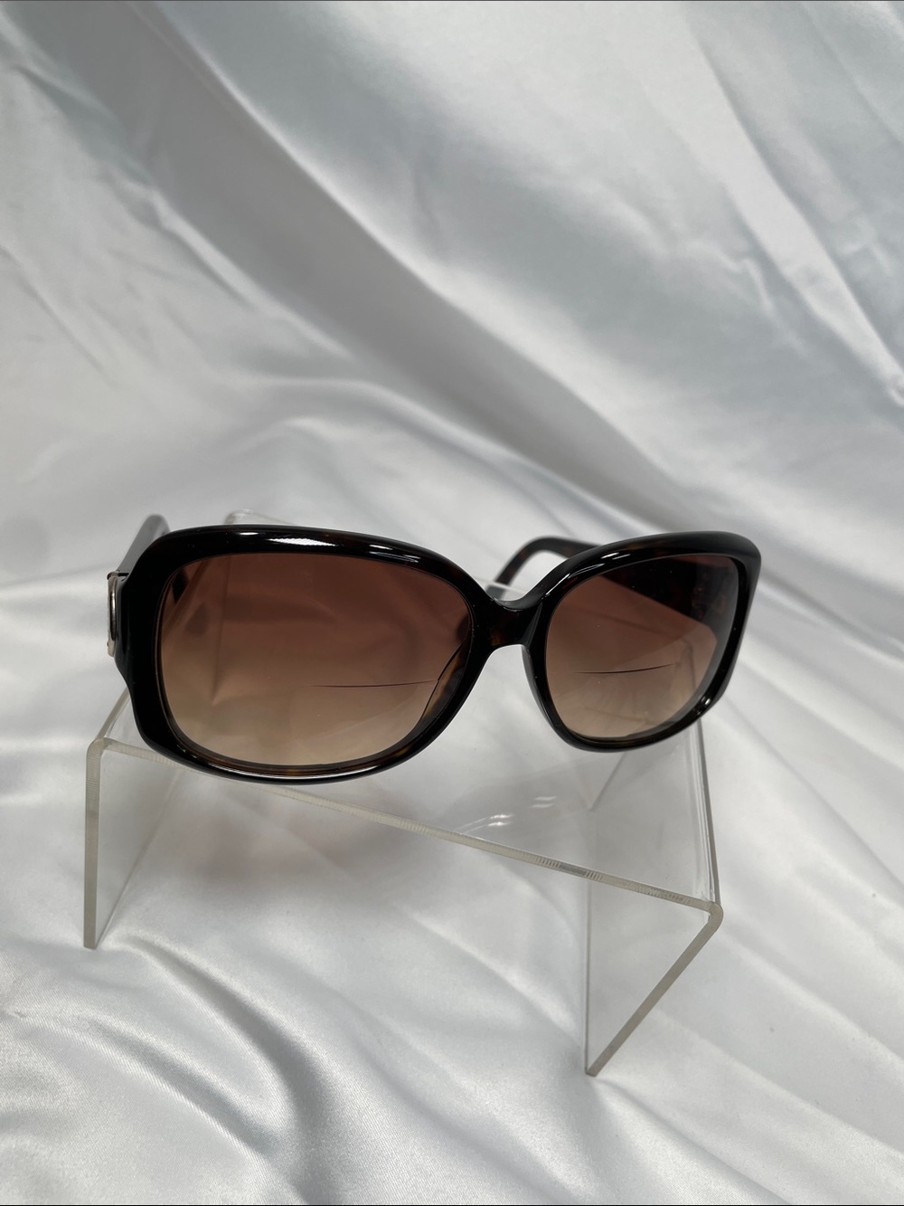 Marc by Marc Jacobs Oversized Sunglasses w/ Case